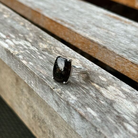 New in box! Shungite Matrix Stone Ring in Silver Size 6 - Picture 6 of 8